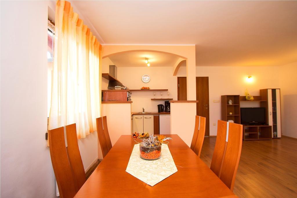 Apartments Matelici Divšići Δωμάτιο φωτογραφία