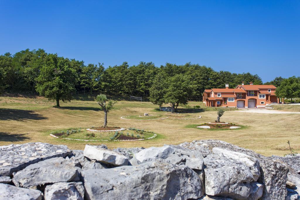 Apartments Matelici Divšići Εξωτερικό φωτογραφία