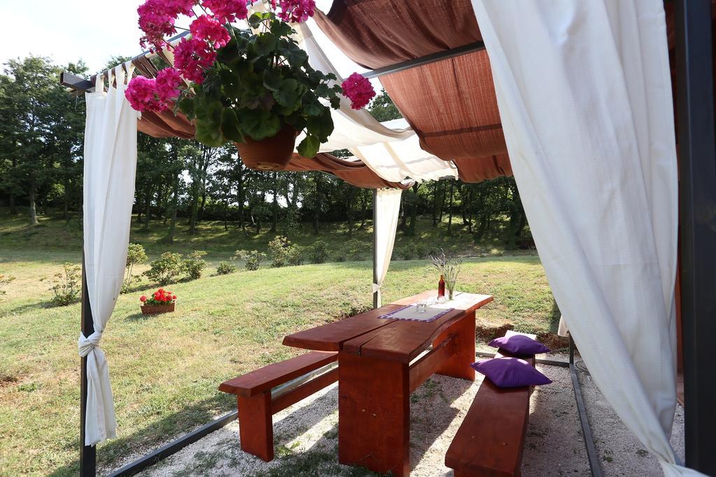 Apartments Matelici Divšići Εξωτερικό φωτογραφία