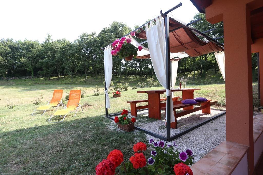 Apartments Matelici Divšići Εξωτερικό φωτογραφία